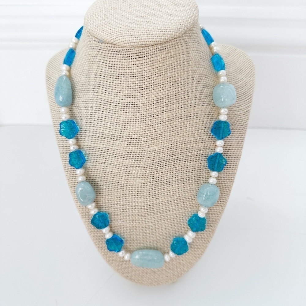 NWT Genuine Aquamarine Barrels, Crystals & Pearls Necklace Blue White